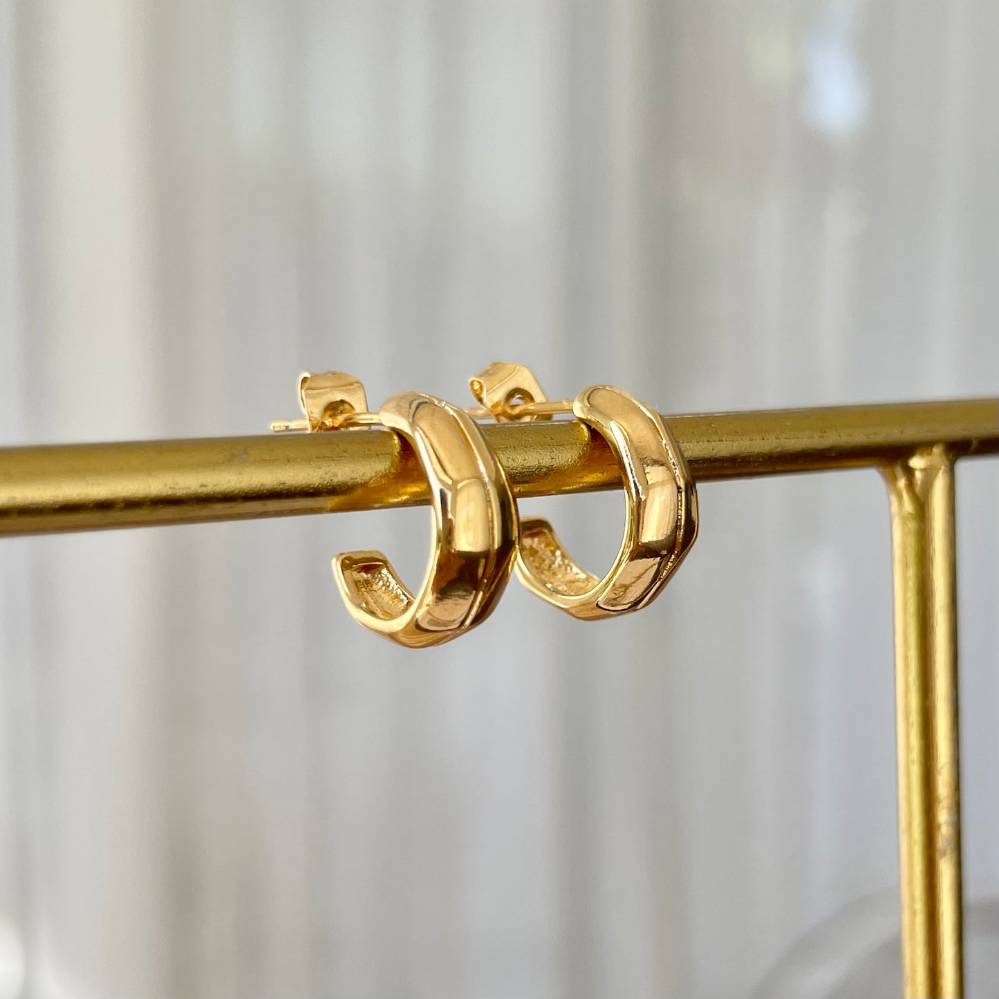 Iris Hoop Earrings