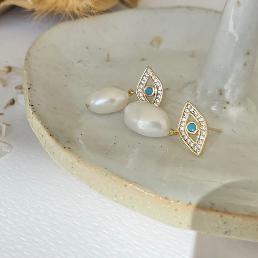 Oko Evil Eye Pearl Earrings