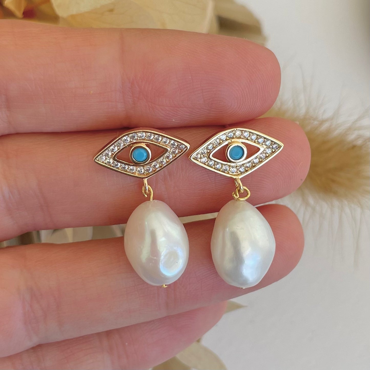 Oko Evil Eye Pearl Earrings